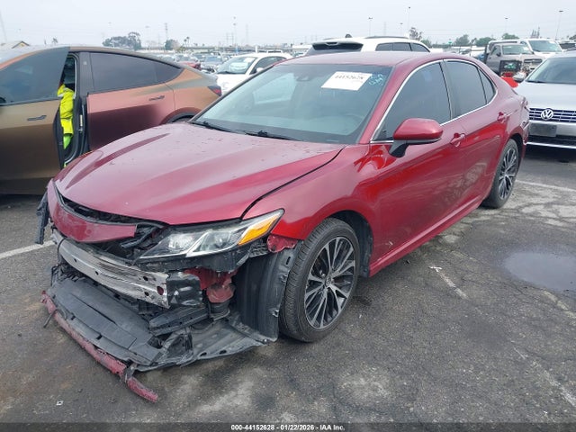 4T1B11HK2JU652092 Toyota CAMRY SE