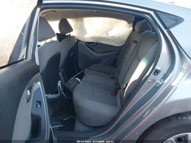 KMHDH4AE1GU511551 Hyundai ELANTRA SE