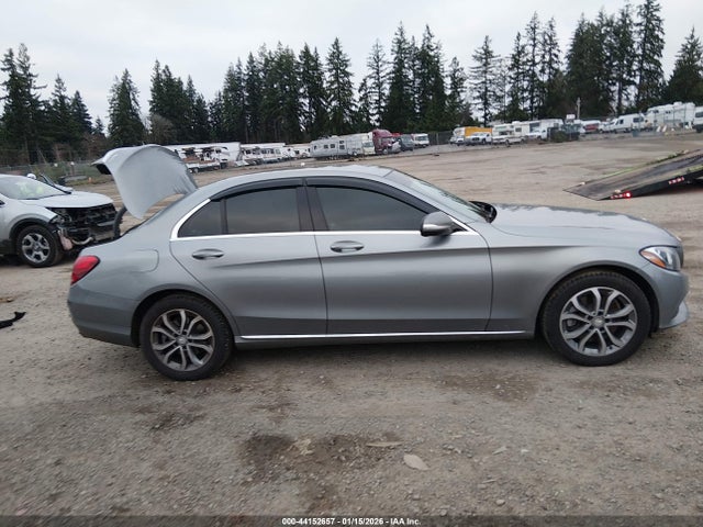55SWF4KB5FU037990 Mercedes-Benz C 300 4matic