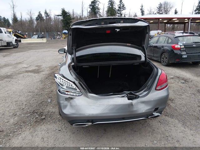 55SWF4KB5FU037990 Mercedes-Benz C 300 4matic