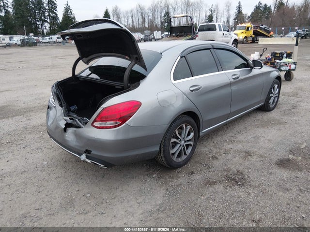 55SWF4KB5FU037990 Mercedes-Benz C 300 4matic
