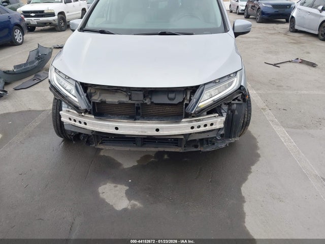 Honda Odyssey Elite 2018 5FNRL6H94JB015690 Image 12