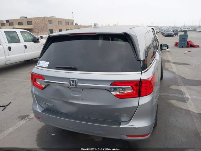 Honda Odyssey Elite 2018 5FNRL6H94JB015690 Image 16