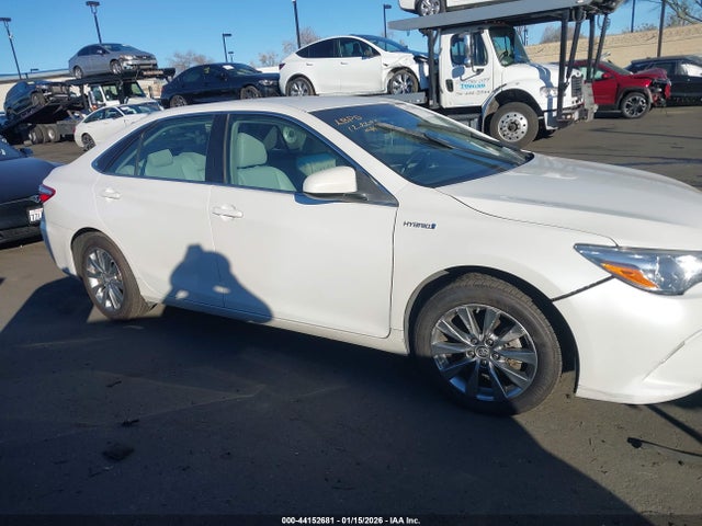 4T1BD1FK8GU186817 Toyota Camry Hybrid Xle