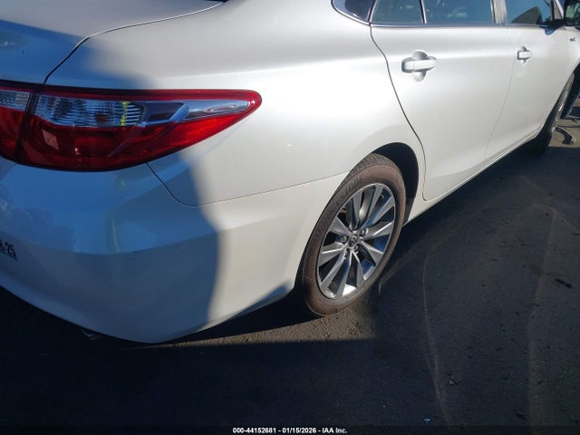 4T1BD1FK8GU186817 Toyota Camry Hybrid Xle