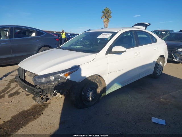 3KPF24AD4PE656684 KIA FORTE LX