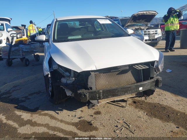 3KPF24AD4PE656684 KIA FORTE LX