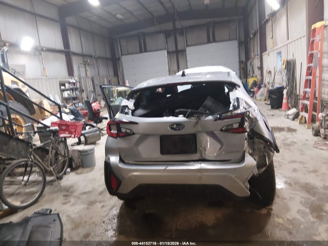 44152716 :رقم المزاد ، JF2GUABC7R8299762 vin ، 2024 Subaru Crosstrek مزاد بيع
