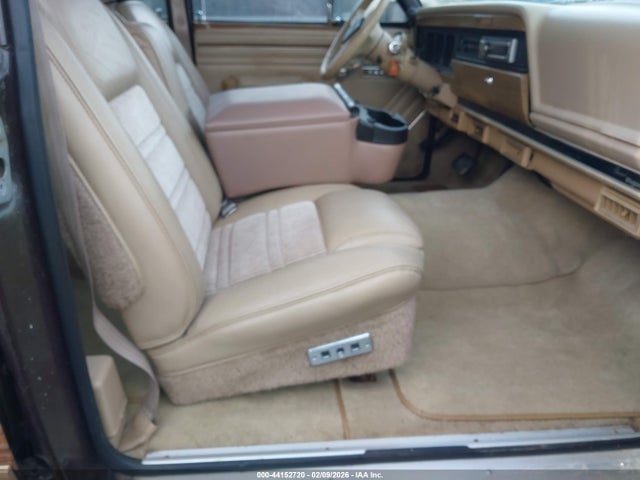 1991 JEEP GRAND WAGONEER 1J4GS5874MP801836 Photo 4