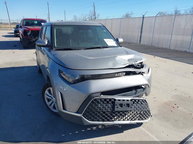 KNDJ23AU0P7844154 KIA SOUL LX