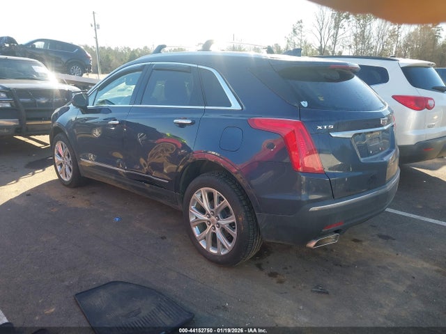 2018 CADILLAC XT5 1GYKNARS6JZ238639 Photo 2