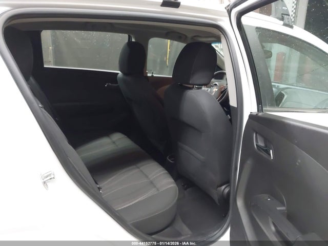 1G1JC6SH1G4171384 Chevrolet Sonic Lt Auto