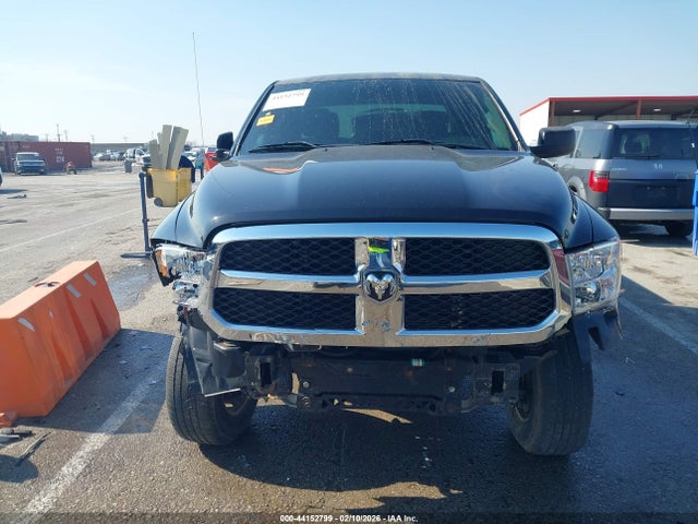 44152799 :رقم المزاد ، 1C6RR7TT7KS587291 vin ، 2019 Ram 1500 Classic Slt  4x4 6'4 Box مزاد بيع
