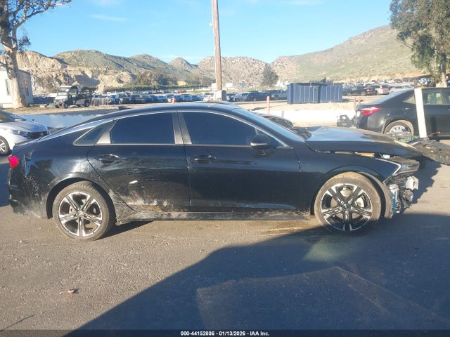 5XXG64J23NG090688 KIA K5 Gt-line