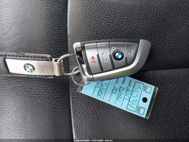 2017 BMW X5 5UXKR0C54H0U52128 Photo 10