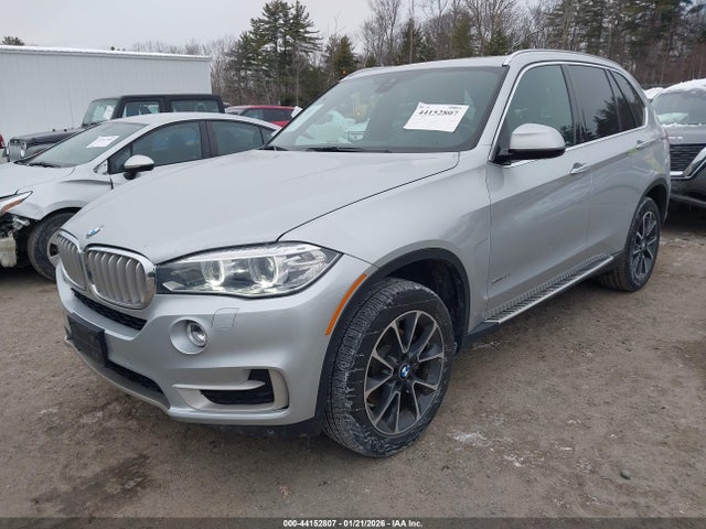2017 BMW X5 5UXKR0C54H0U52128 Photo 1