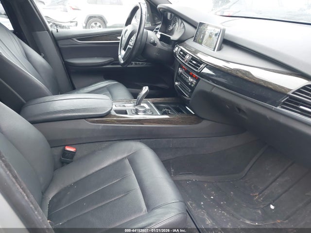 2017 BMW X5 5UXKR0C54H0U52128 Photo 4