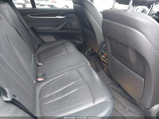 2017 BMW X5 5UXKR0C54H0U52128 Photo 7