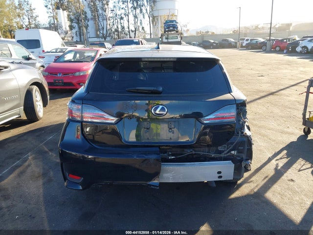 Lexus CT 200H 2014 JTHKD5BH2E2189287 Image 17