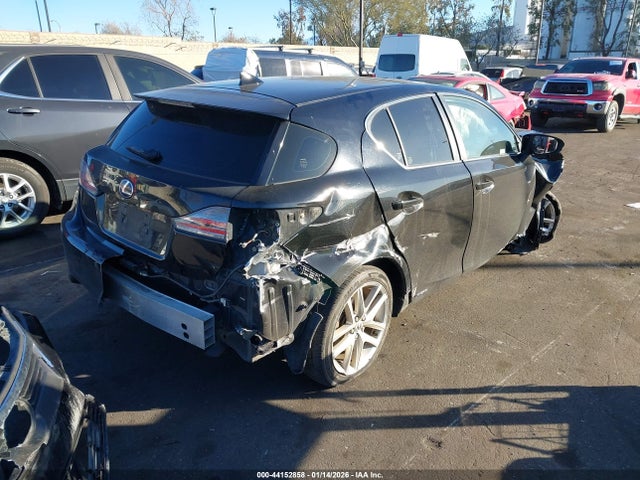 Lexus CT 200H 2014 JTHKD5BH2E2189287 Image 4