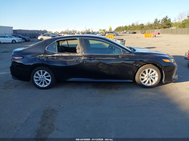 4T1C11AK5PU777644 Toyota CAMRY LE