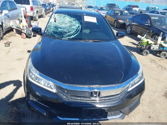 1HGCR3F91HA004897 Honda Accord Touring V6