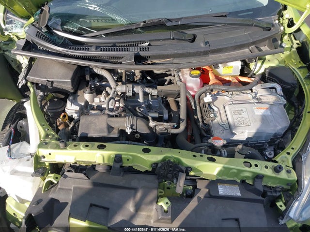 JTDKDTB37G1132084 Toyota Prius C Two