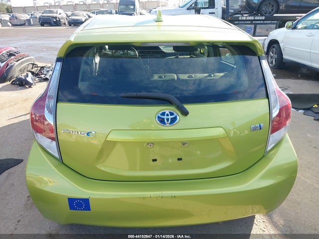 JTDKDTB37G1132084 Toyota Prius C Two