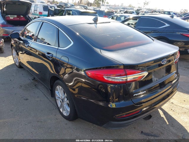 2019 FORD FUSION HYBRID 3FA6P0MU6KR235739 Photo 2
