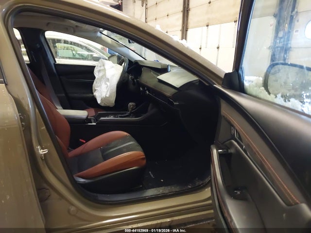 Aukcja sprzedaży 2024 Mazda Mazda3 2.5 Carbon Turbo, vin: 3MZBPBXY5RM407573, numer aukcji: 44152969