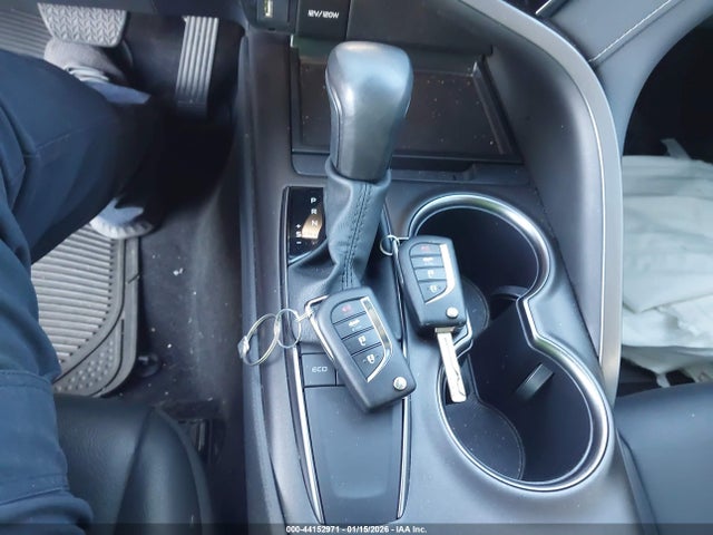 4T1G11AK4RU245256 Toyota CAMRY SE