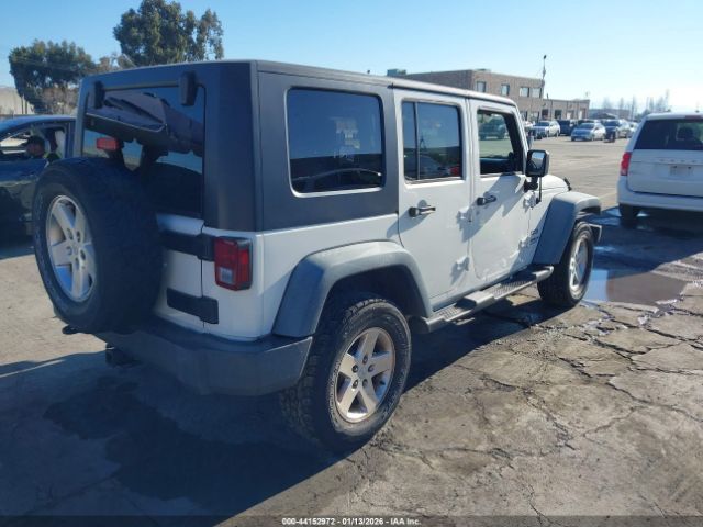 2010 JEEP WRANGLER UNLIMITED 1J4BA3H18AL185784 Photo 3