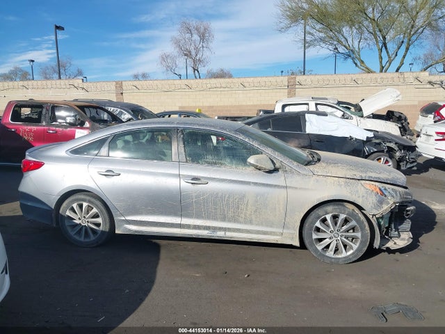 Hyundai Sonata Sport 2016 5NPE34AF6GH404151 Image 13