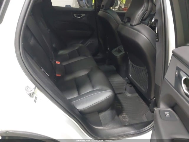 Aukcja sprzedaży 2024 Volvo Xc60 B5 Core Dark Theme, vin: YV4L12RK5R1783587, numer aukcji: 44153025