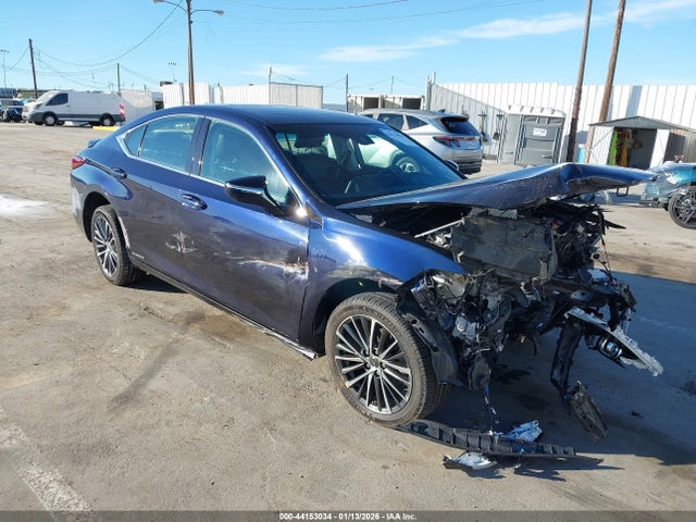 2022 LEXUS ES 300H 58ADA1C10NU015742