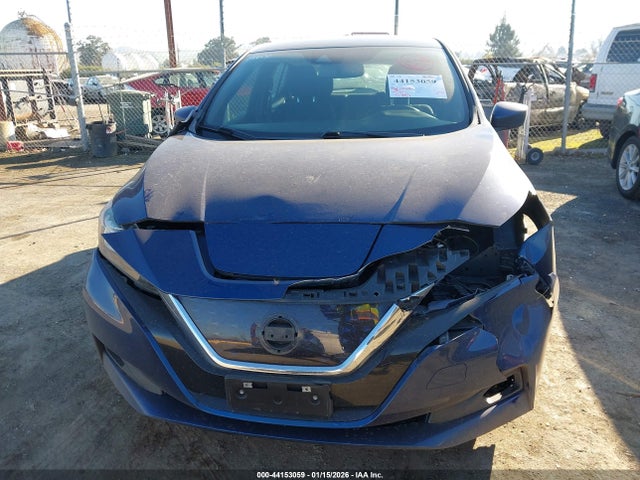1N4AZ1CP6JC308661 Nissan LEAF SV