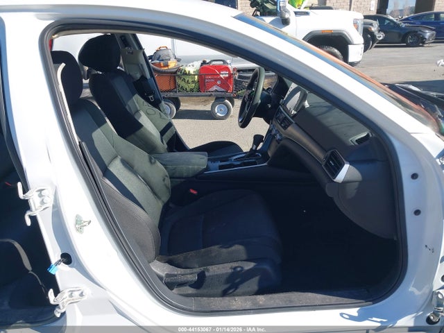1HGCV1F18LA028696 Honda ACCORD LX