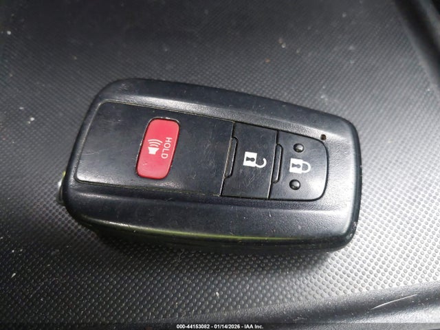 2022 TOYOTA PRIUS JTDKAMFU9N3180575 Photo 10