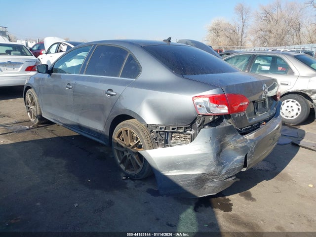 3VWD17AJ4EM439153 Volkswagen Jetta 1.8t Se