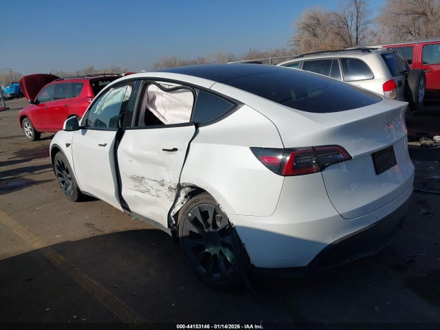 2022 TESLA MODEL Y 7SAYGDEE4NF385049 Photo 2