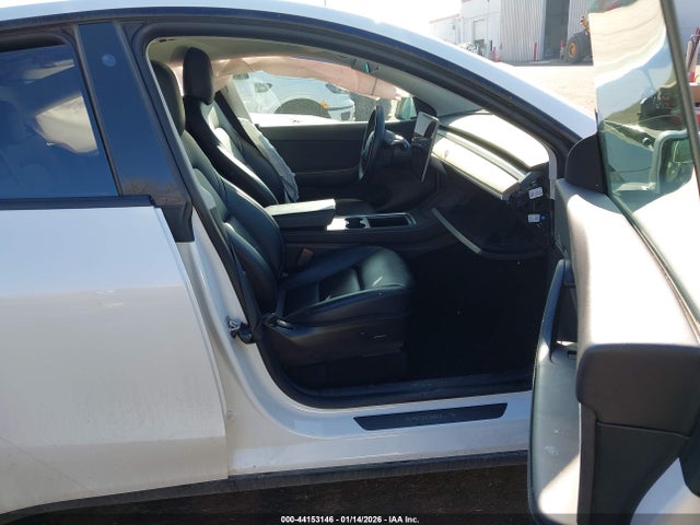 2022 TESLA MODEL Y 7SAYGDEE4NF385049 Photo 4
