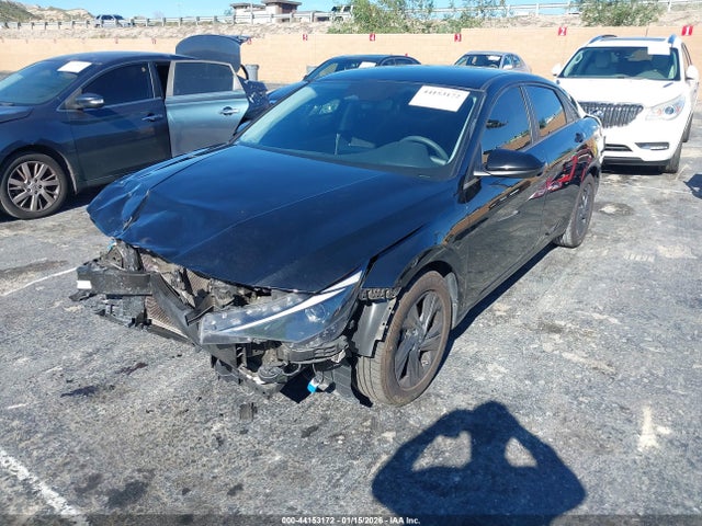 Hyundai ELANTRA SEL 2022 5NPLM4AG2NH059047 Image 2