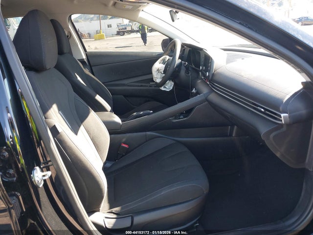 Hyundai ELANTRA SEL 2022 5NPLM4AG2NH059047 Image 5