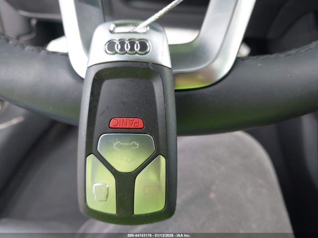 2025 Audi A5 Sportback Premium 45 Tfsi S Line Quattro S Tronic მანქანა იყიდება აუქციონზე, vin: WAUDACF55SA006888, აუქციონის ნომერი: 44153176