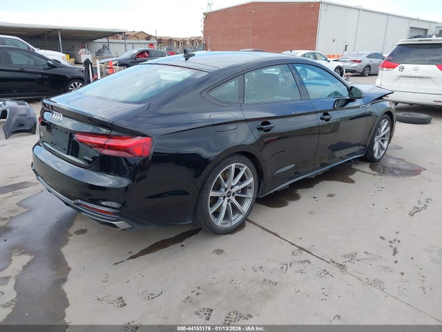 2025 Audi A5 Sportback Premium 45 Tfsi S Line Quattro S Tronic მანქანა იყიდება აუქციონზე, vin: WAUDACF55SA006888, აუქციონის ნომერი: 44153176