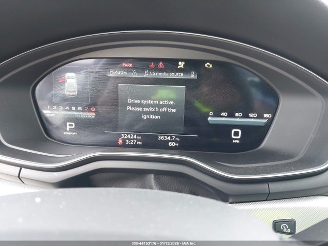 2025 Audi A5 Sportback Premium 45 Tfsi S Line Quattro S Tronic მანქანა იყიდება აუქციონზე, vin: WAUDACF55SA006888, აუქციონის ნომერი: 44153176