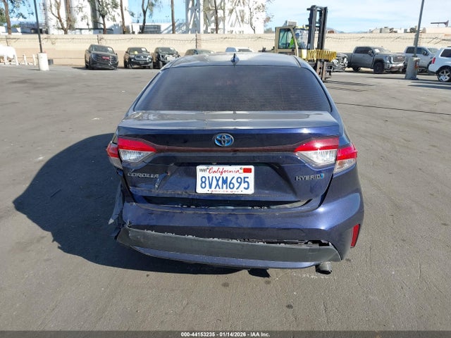 Toyota Corolla Hybrid Le 2021 JTDEAMDEXMJ019493 Image 17