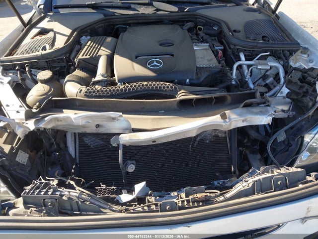 Mercedes-Benz E 300 2019 WDDZF4JB9KA551852 Image 17