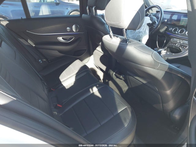 Mercedes-Benz E 300 2019 WDDZF4JB9KA551852 Image 8