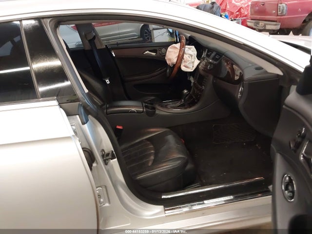 2007 MERCEDES-BENZ CLS 550 WDDDJ72X07A084946 Photo 4